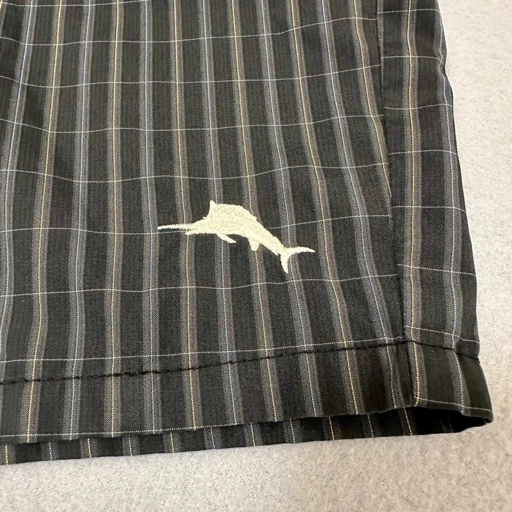 Tommy Bahama‎ Relax Shorts Mens 36 Black Plaid Grid Pattern Casual Golf Outdoor